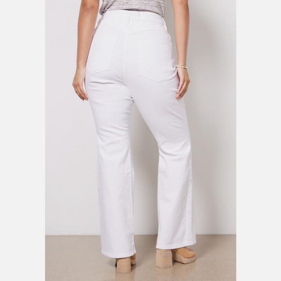 Good American Women’s Good Classic Bootcut Jeans White High Rise NWT 6/28 - Picture 3 of 13